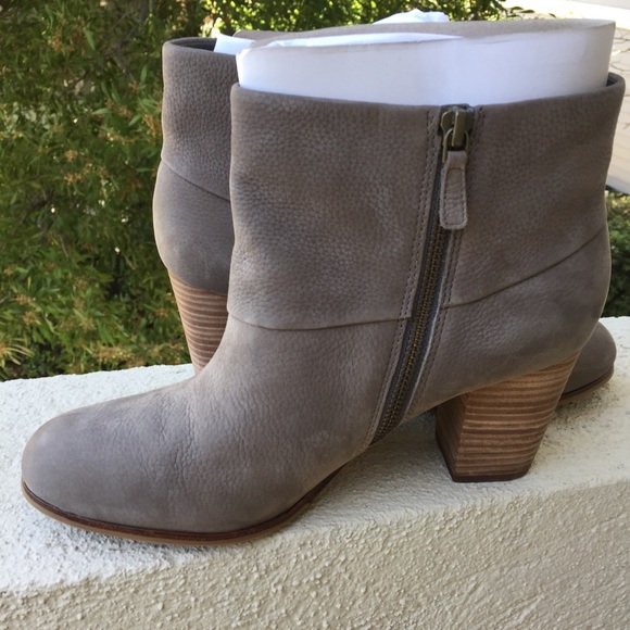 {Cole Haan} Cassidy Bootie (70mm) - Picture 6 of 7